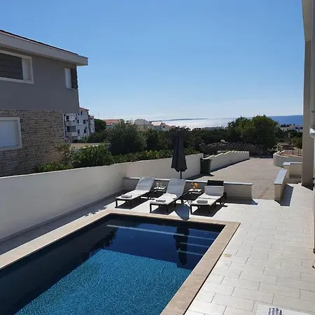 Seastar Luxury Apt With Private Pool And Sea View Novalja Exterior photo