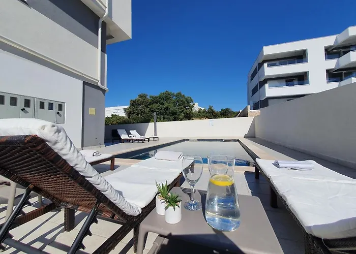 Seastar Luxury Apt With Private Pool And Sea View