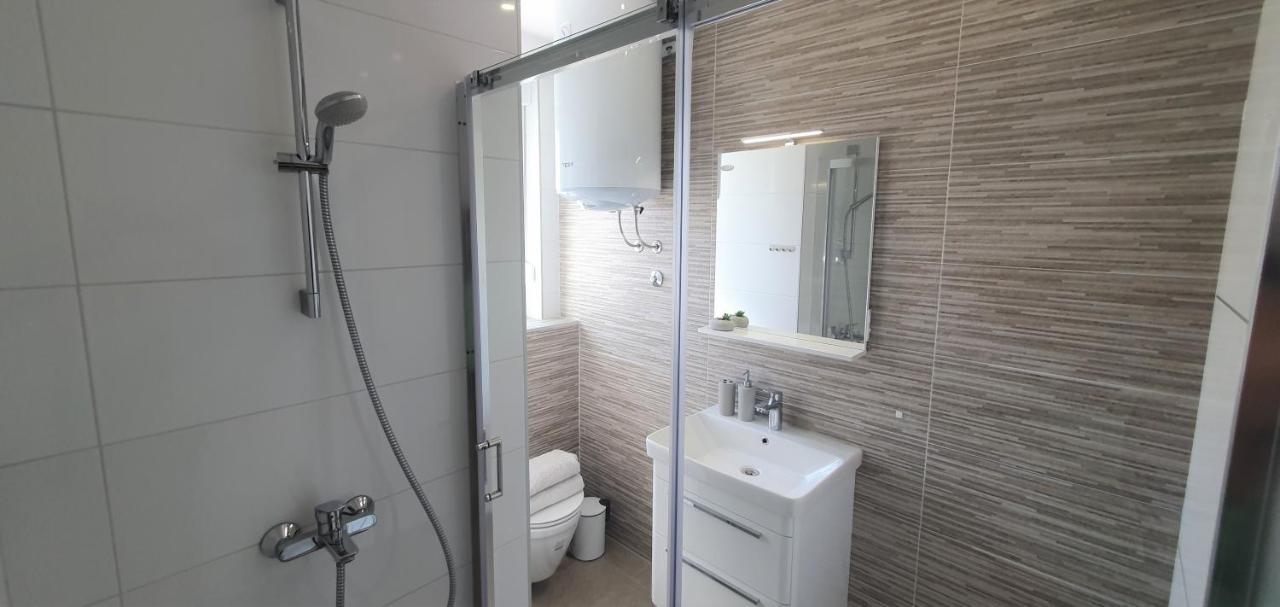 Seastar Luxury With Private Pool And Sea View * Novalja
